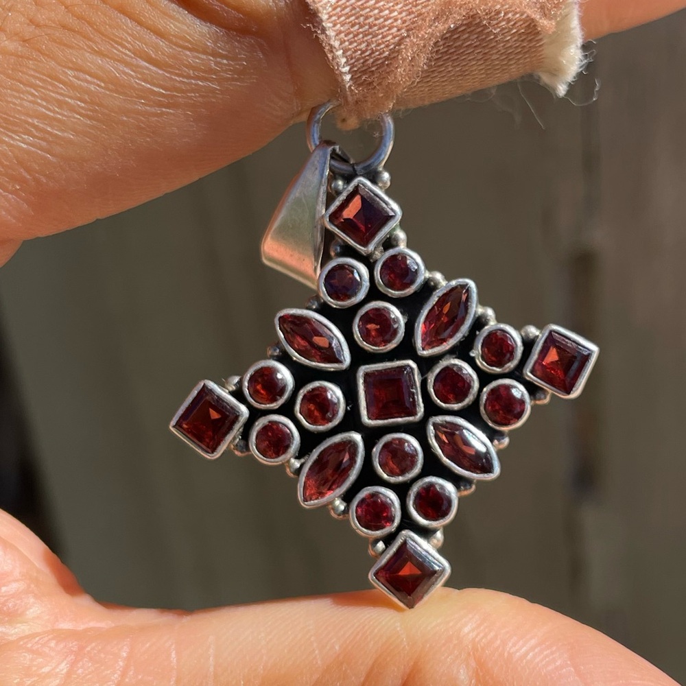 Stunning Multiple Cut Garnet Solid 925 Sterling S… - image 2